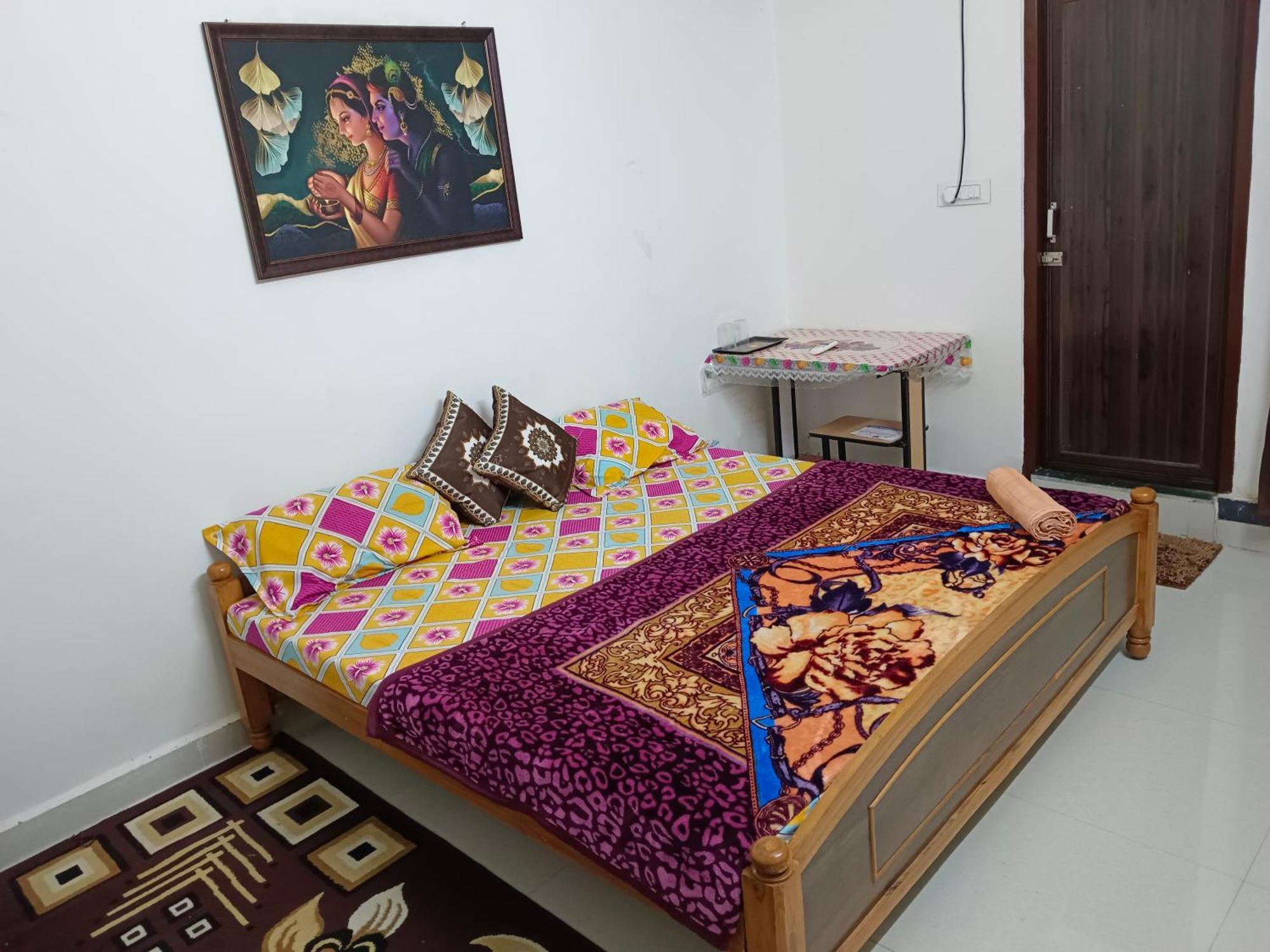 Pratibha Home Stay Jabalpur Camera foto
