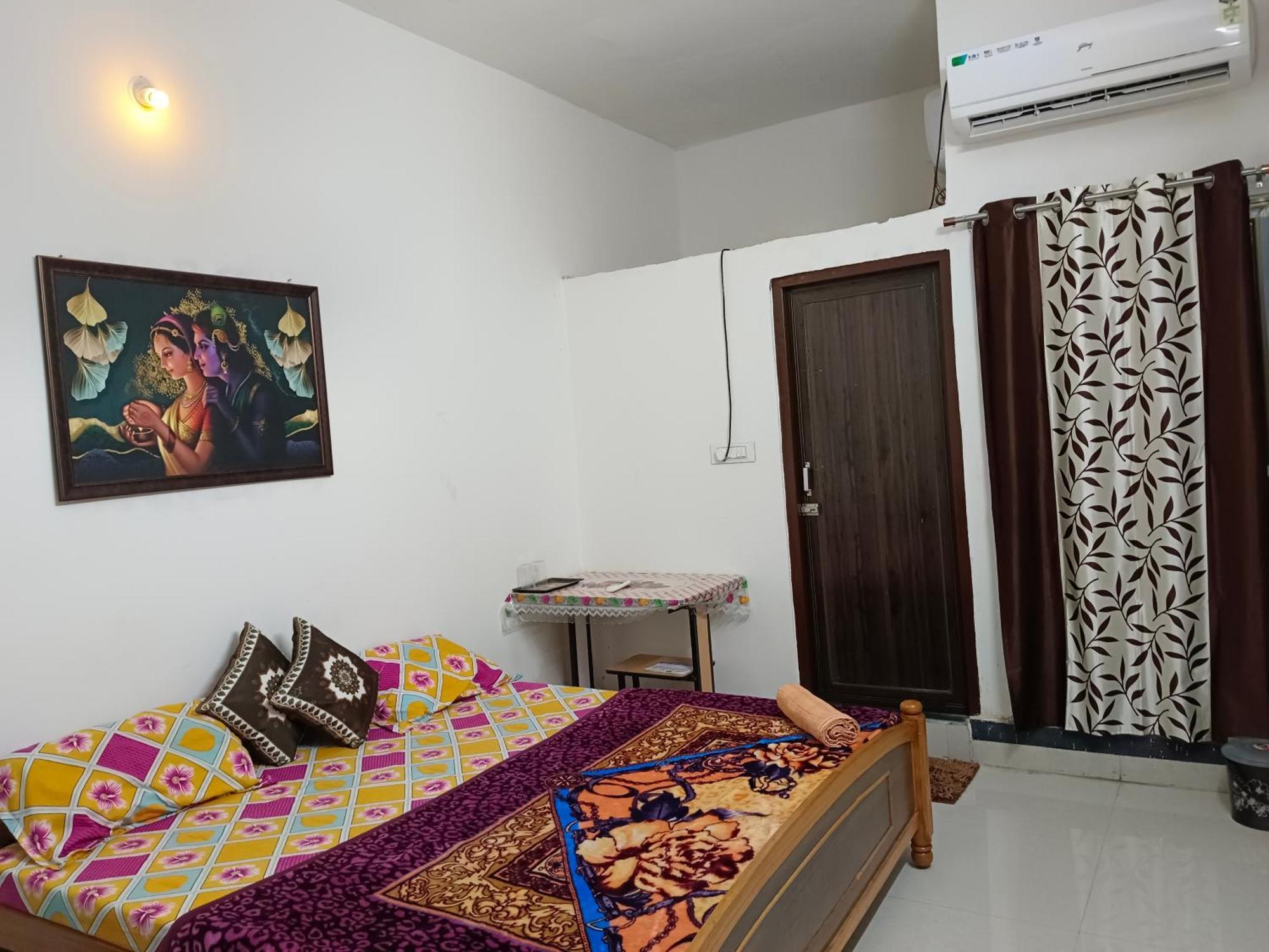 Pratibha Home Stay Jabalpur Esterno foto