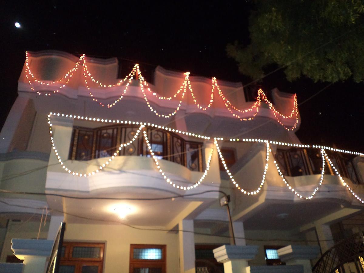 Pratibha Home Stay Jabalpur Esterno foto
