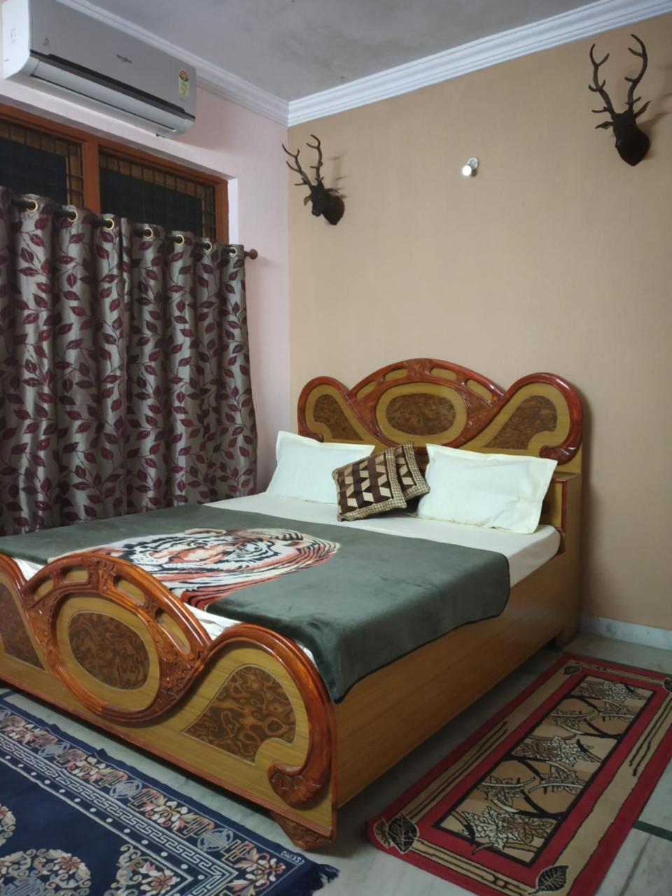 Pratibha Home Stay Jabalpur Esterno foto
